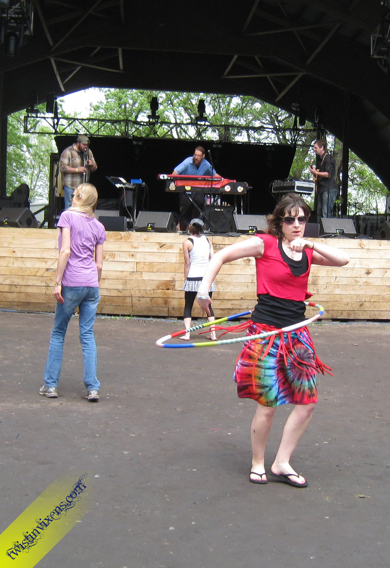 Hula Hooping at Bella Tempo during the Feelin Band