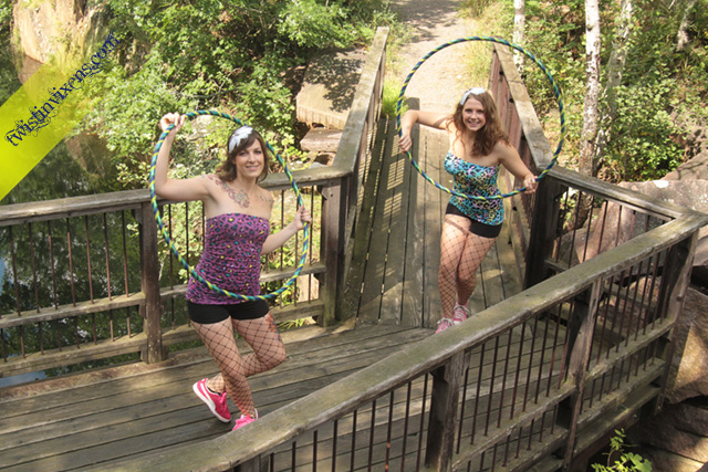 Hooping Duo the Twistin Vixens
