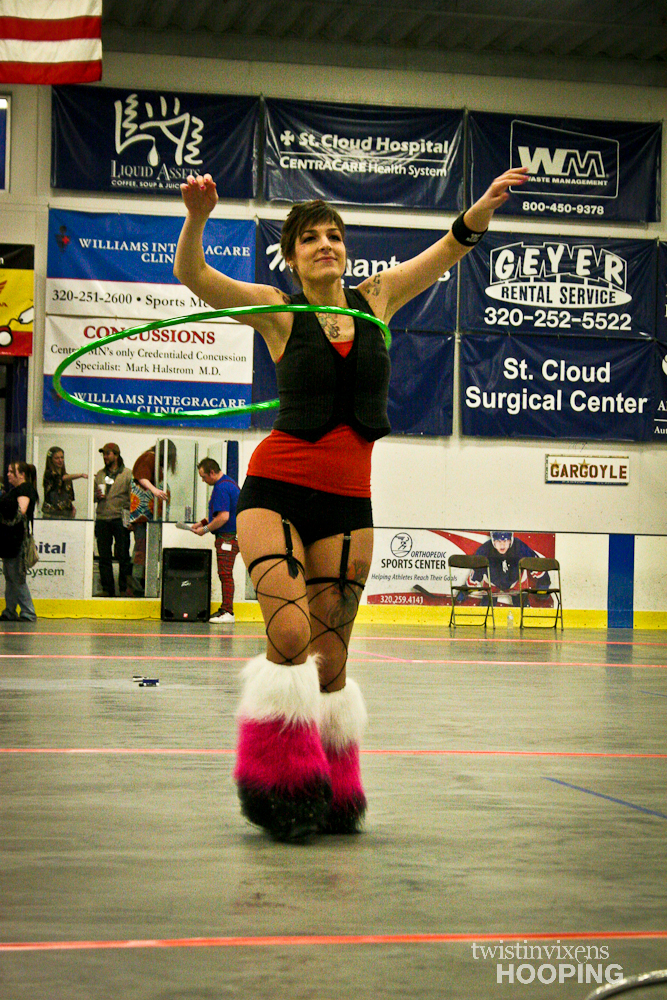 Twistin Vixens Hooping Performance at SCAR Dolls Roller Derby