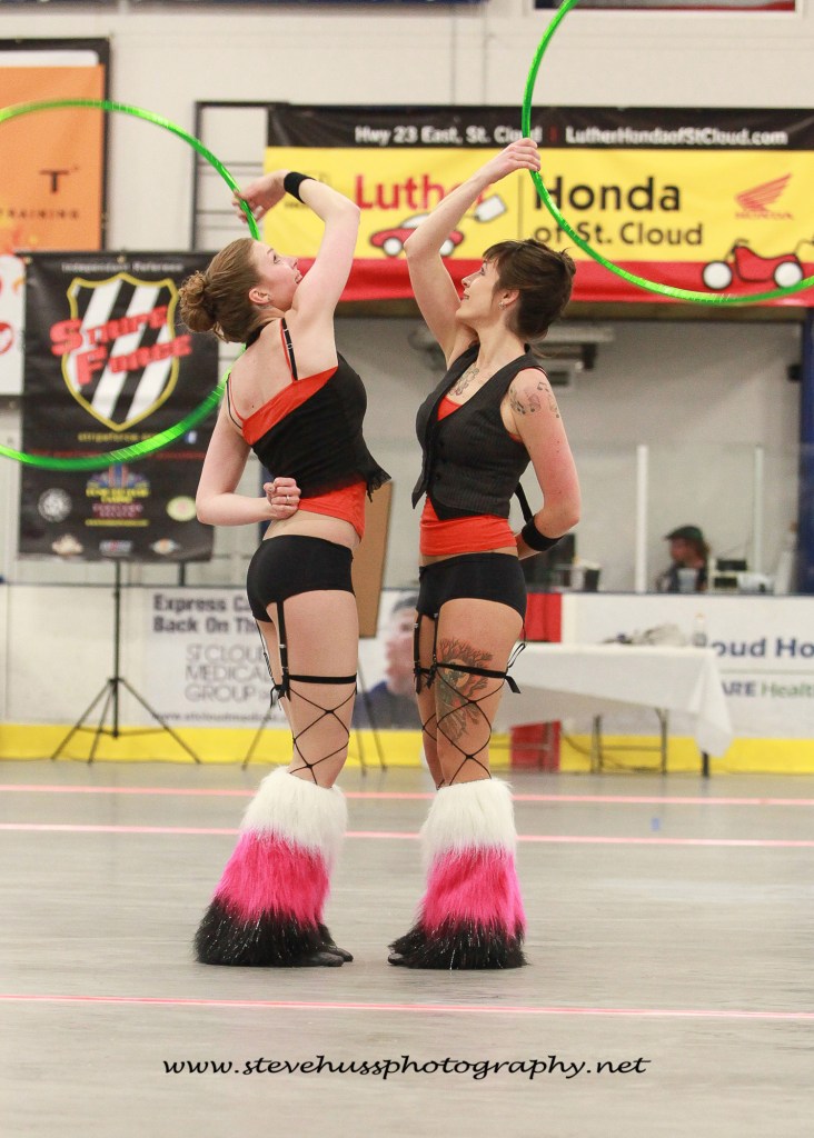 Twistin Vixens Hooping doing the double weave