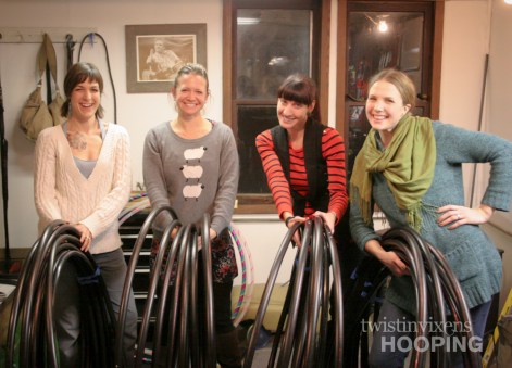 hoop, hula hoop, hoopdance, twistin vixens