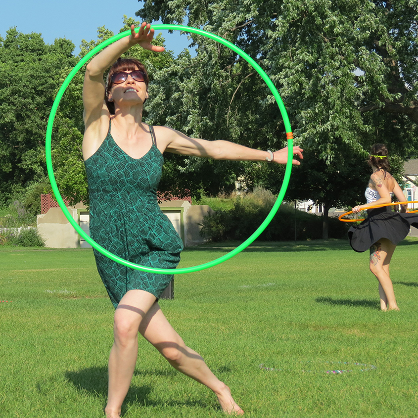 Amy vertical hooping